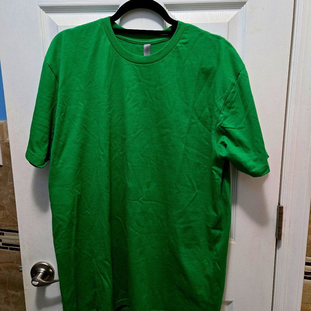 NWOT Next Level XL Green Tee